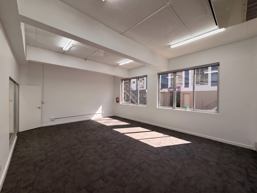 To Let Commercial Property for Rent in Green Point Western Cape